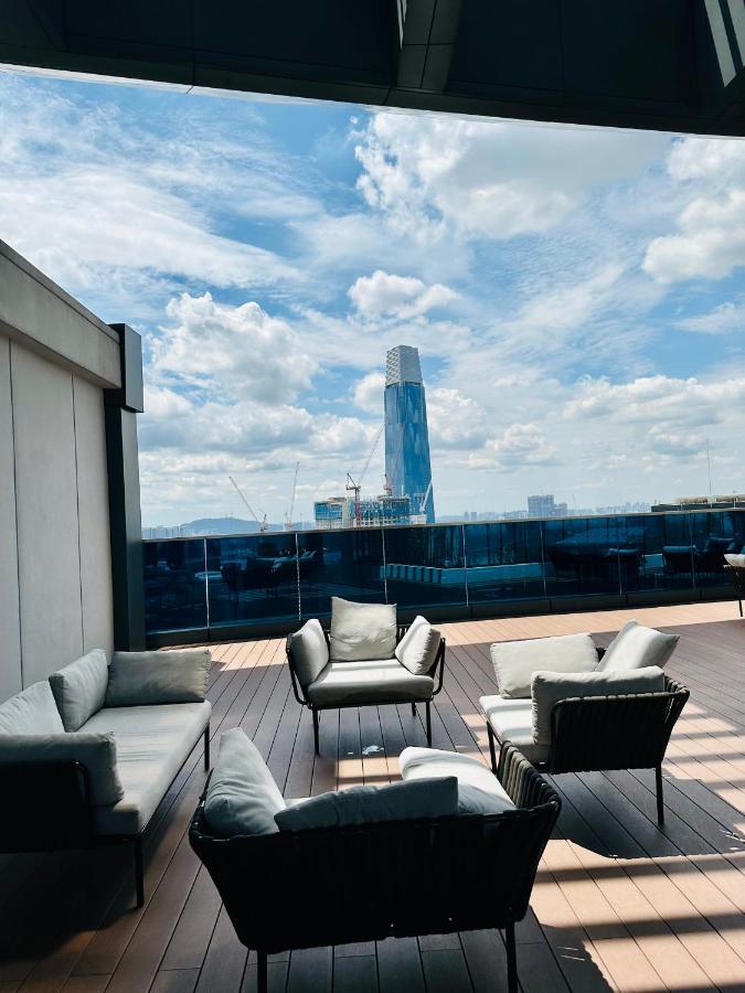 קואלה לומפור Luxury Suites At Eaton Klcc מראה חיצוני תמונה